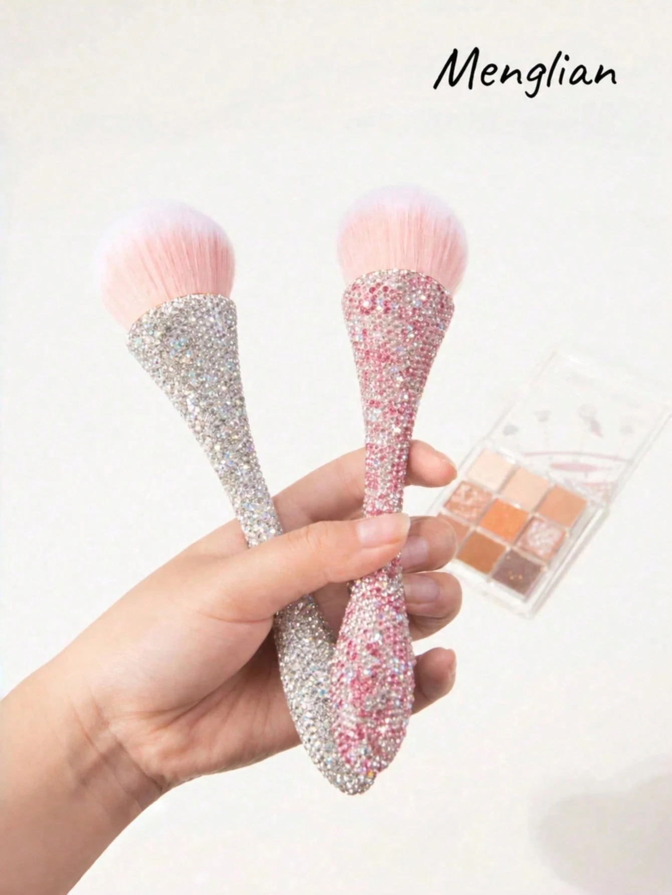 Ensemble de pinceaux de maquillage luxueux et orné de strass, comprenant 1 pièce grand — vue 3