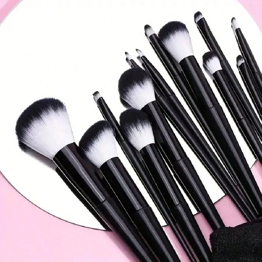 Pinceaux de maquillage, 2 ensembles d'éponges de maquillage, 2 pièces de tampons de — vue 4