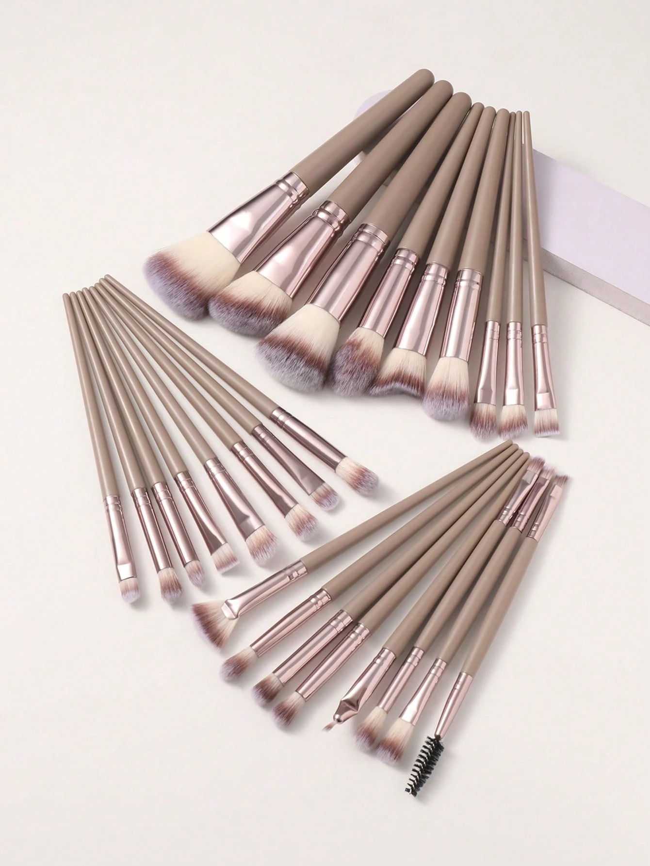 25/50pcs Ensemble complet de pinceaux de maquillage synthétiques multifonctions, poils en — vue 6